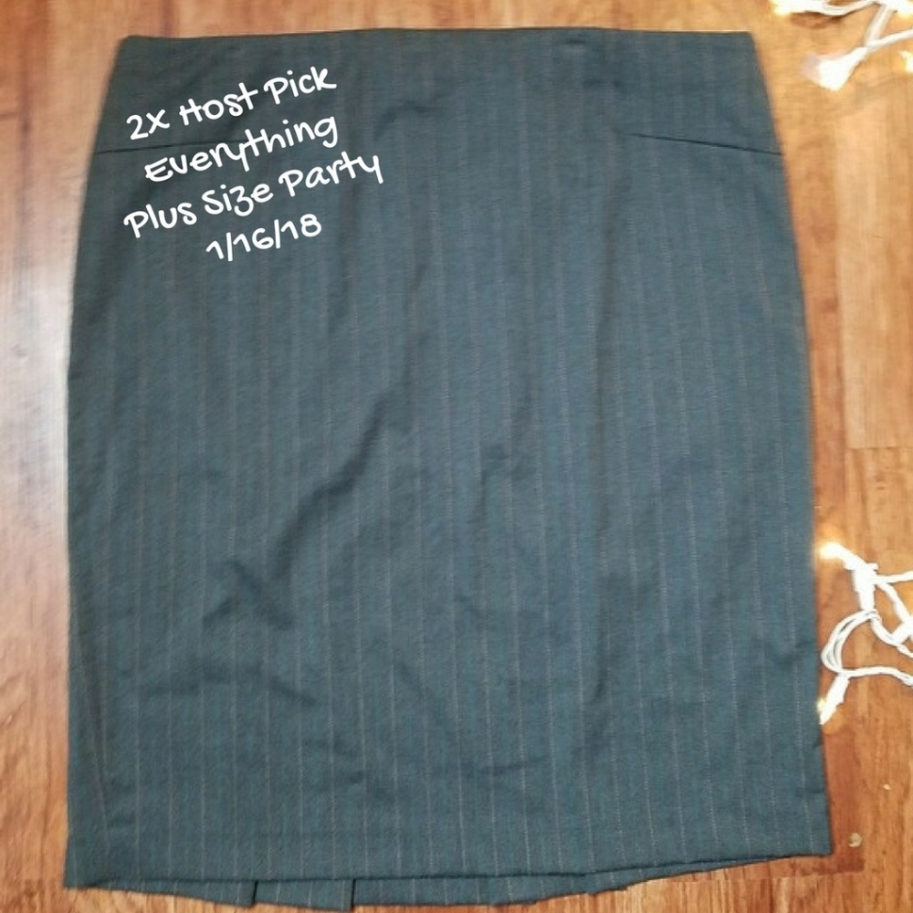 HOST PICK!!!! NWT Lane Bryant Pencil Skirt